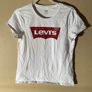 Levi t shirt